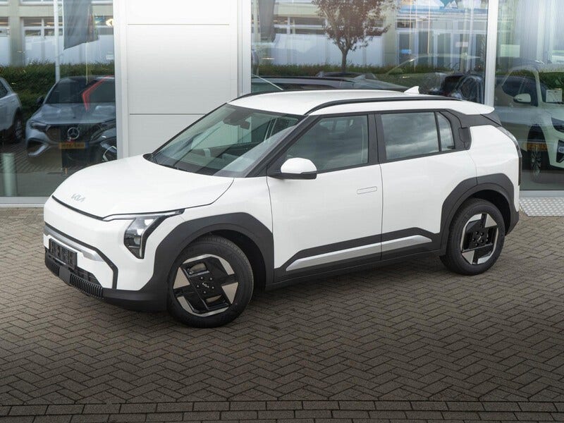 Kia EV3 (2)
