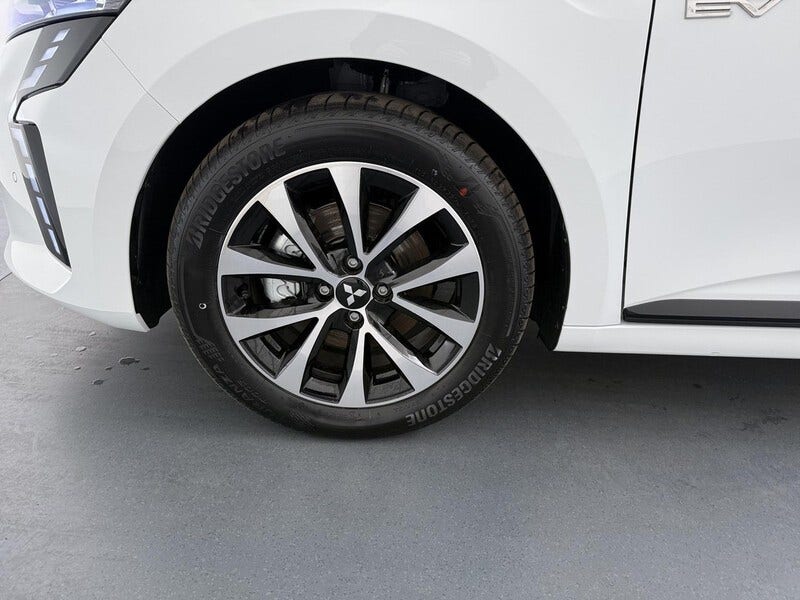 Mitsubishi Colt (16)