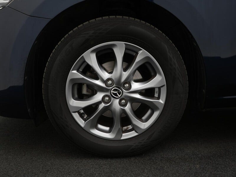 Mazda 2 (9)