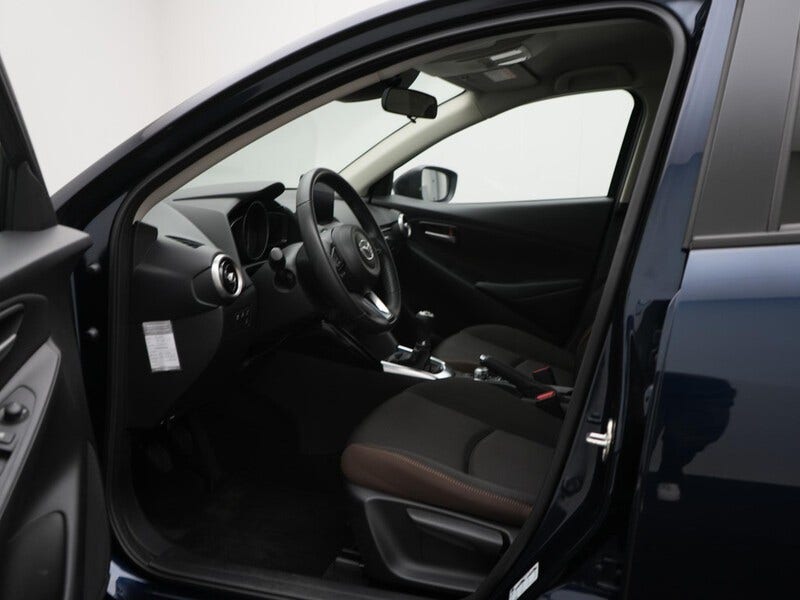 Mazda 2 (12)