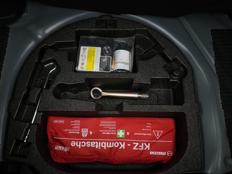 Mazda 2 (18)