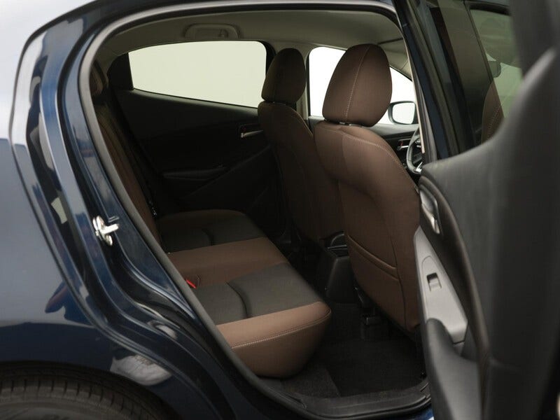 Mazda 2 (19)