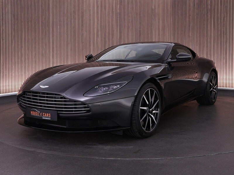 Aston Martin DB11