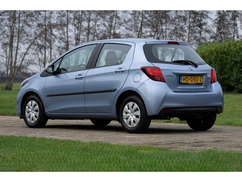 Toyota Yaris (5)