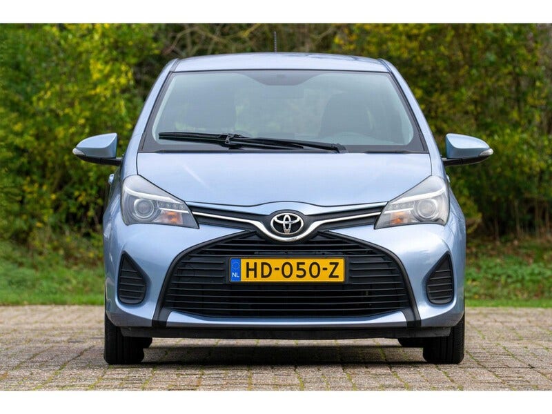 Toyota Yaris (7)