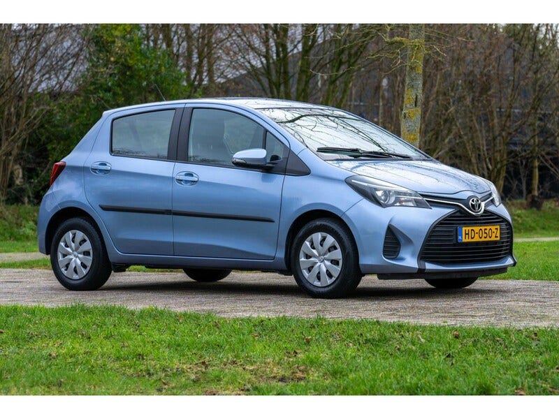 Toyota Yaris (8)
