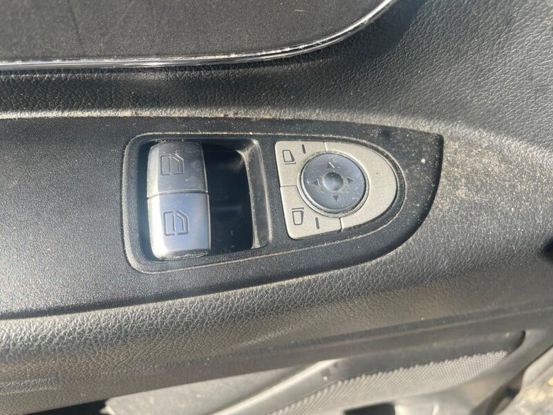 Mercedes-Benz Vito (5)