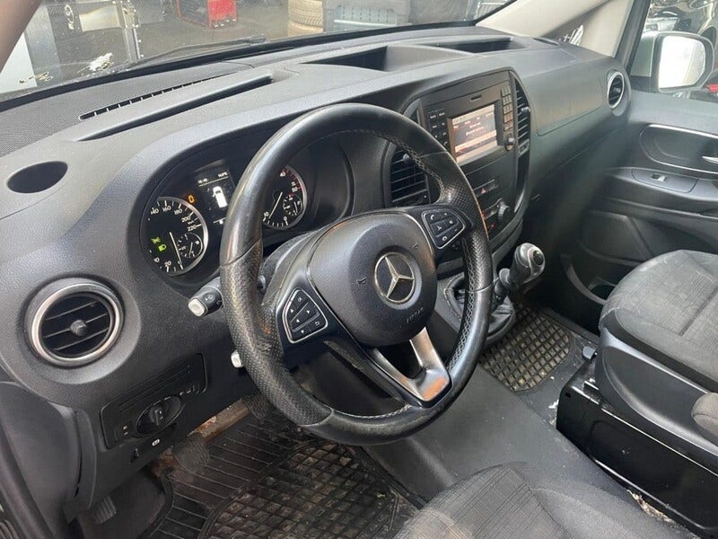 Mercedes-Benz Vito (6)