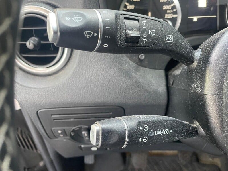 Mercedes-Benz Vito (9)