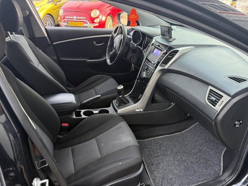 Hyundai i30 (10)