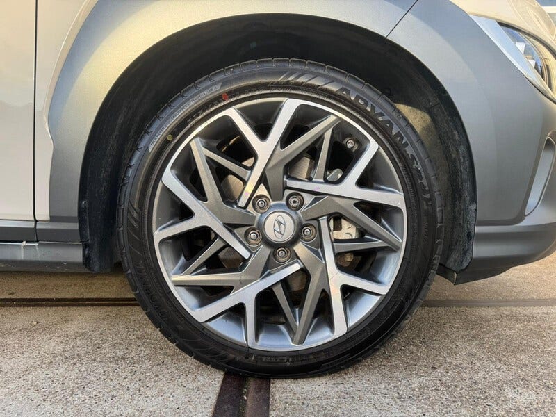 Hyundai Kona (3)