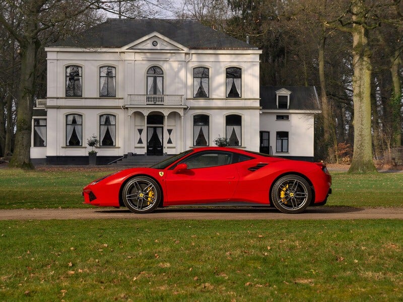 Ferrari 488