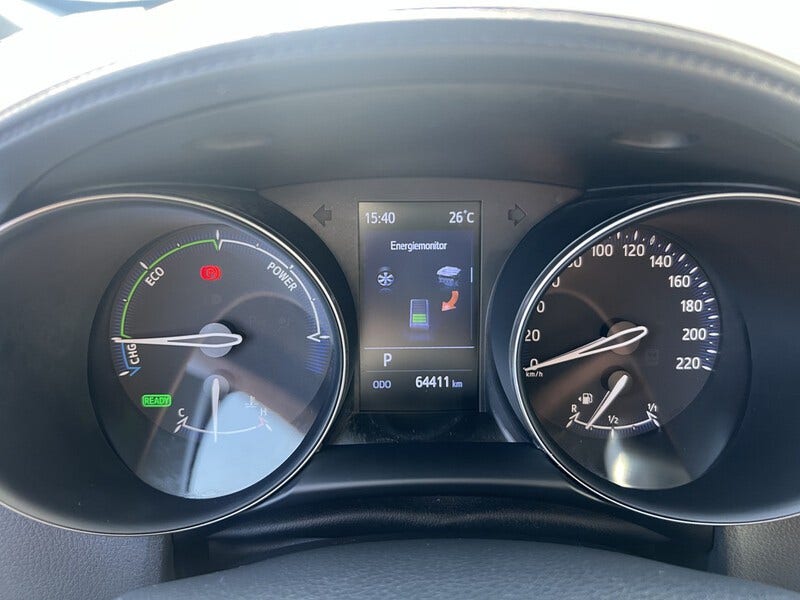 Toyota C-HR (2)