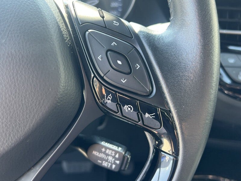 Toyota C-HR (8)