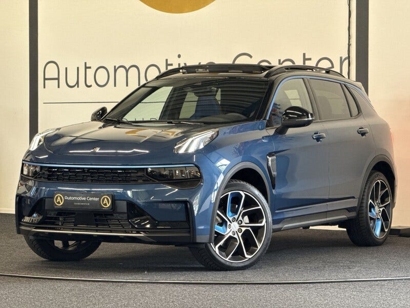 Lynk & Co 01 —
