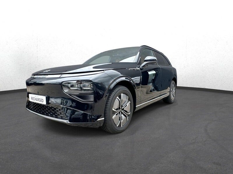 XPENG G9