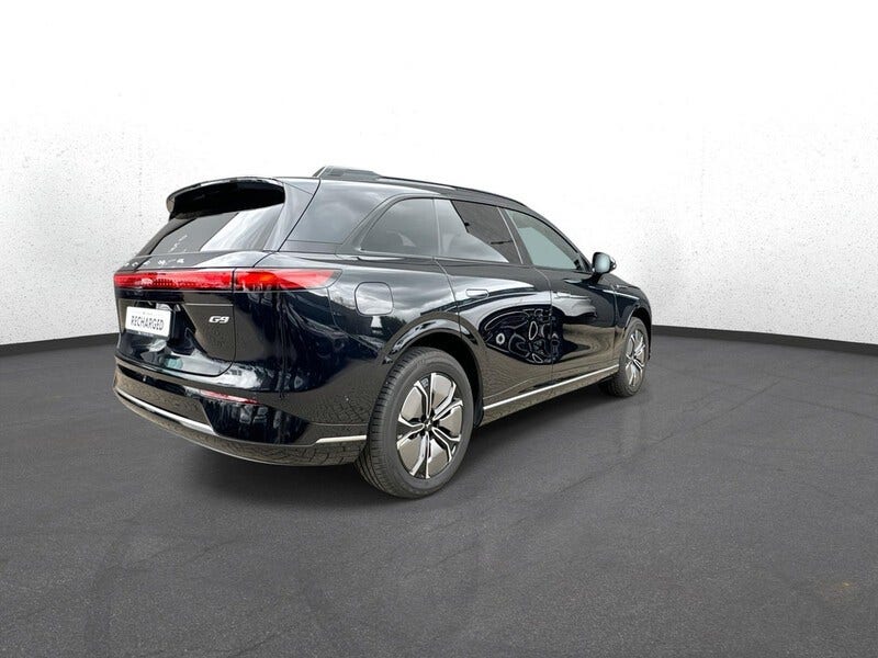 XPENG G9 (5)