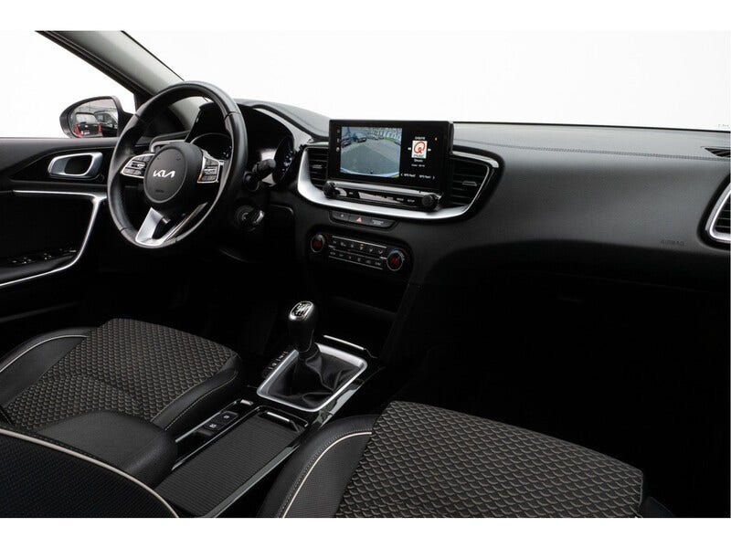 Kia XCeed (3)