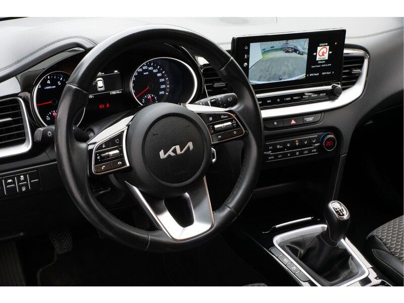 Kia XCeed (11)