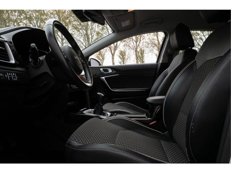 Kia XCeed (12)