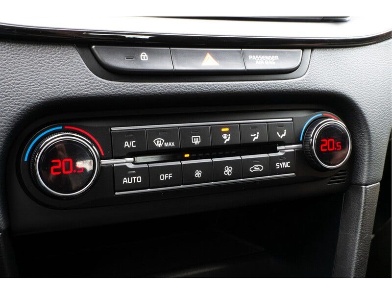 Kia XCeed (18)