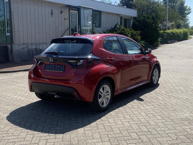 Mazda 2 Hybrid (7)