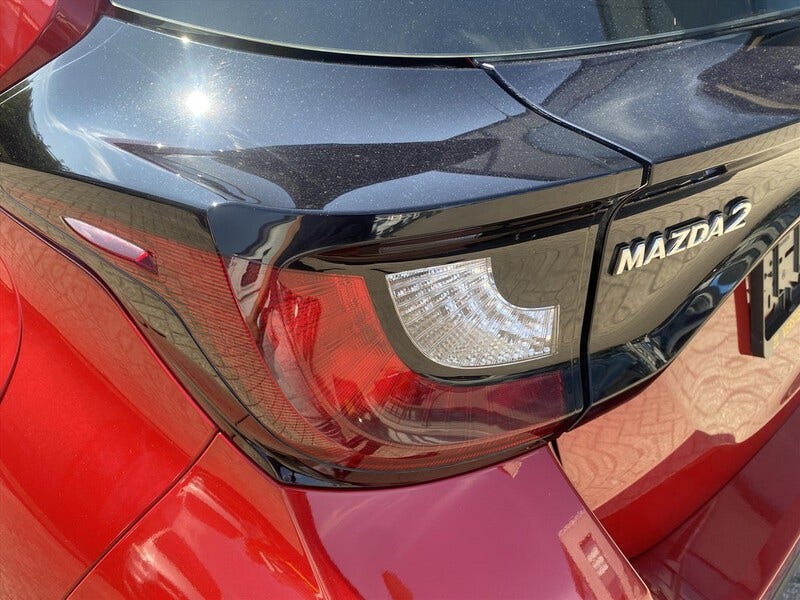 Mazda 2 Hybrid (11)