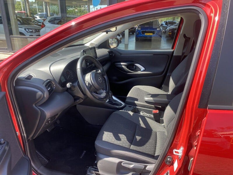 Mazda 2 Hybrid (16)