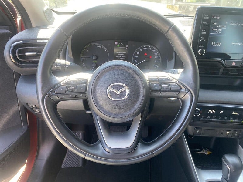 Mazda 2 Hybrid (18)