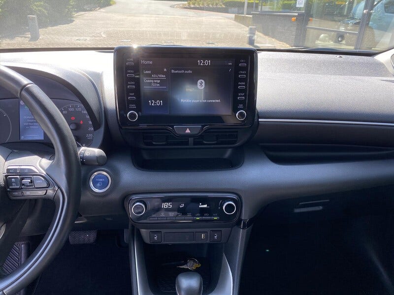 Mazda 2 Hybrid (22)