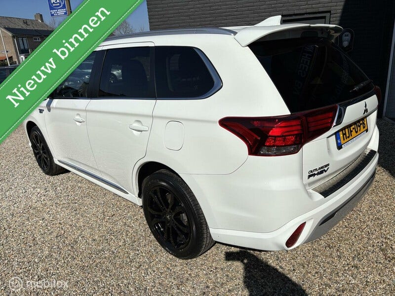 Mitsubishi Outlander (3)