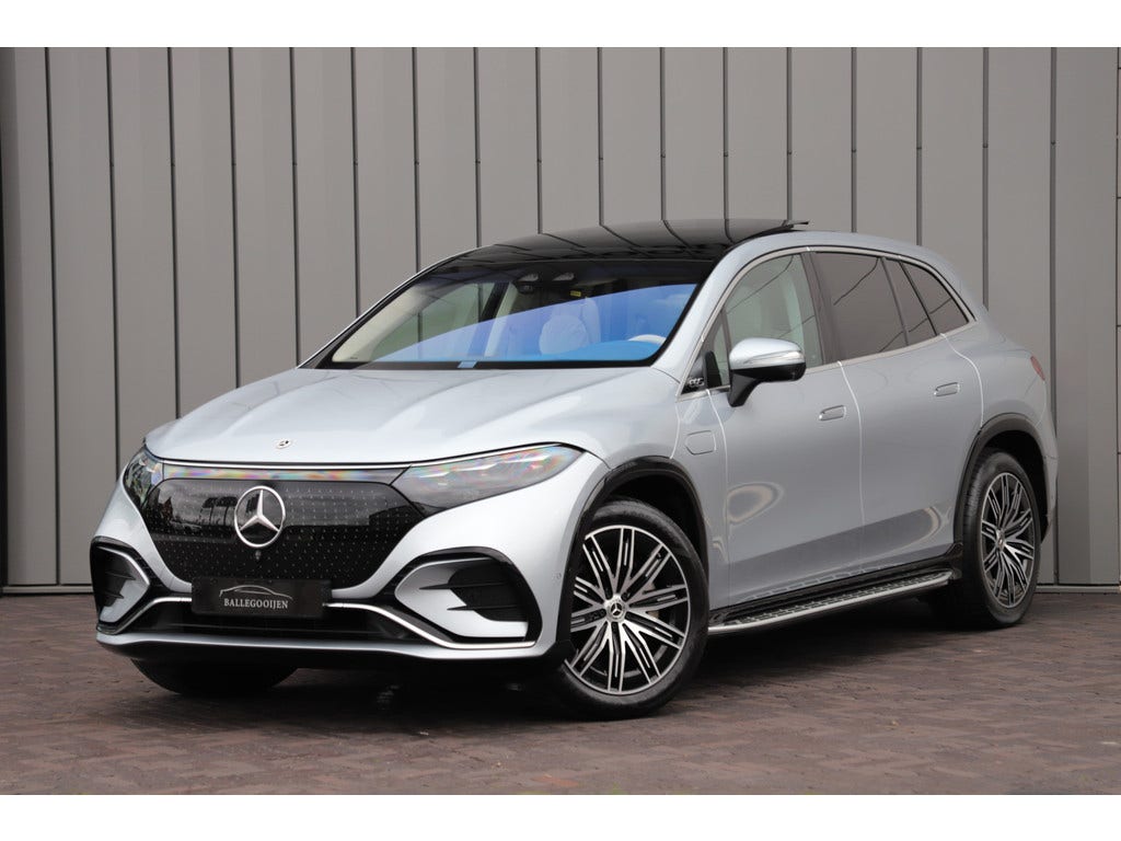 Mercedes Benz EQS