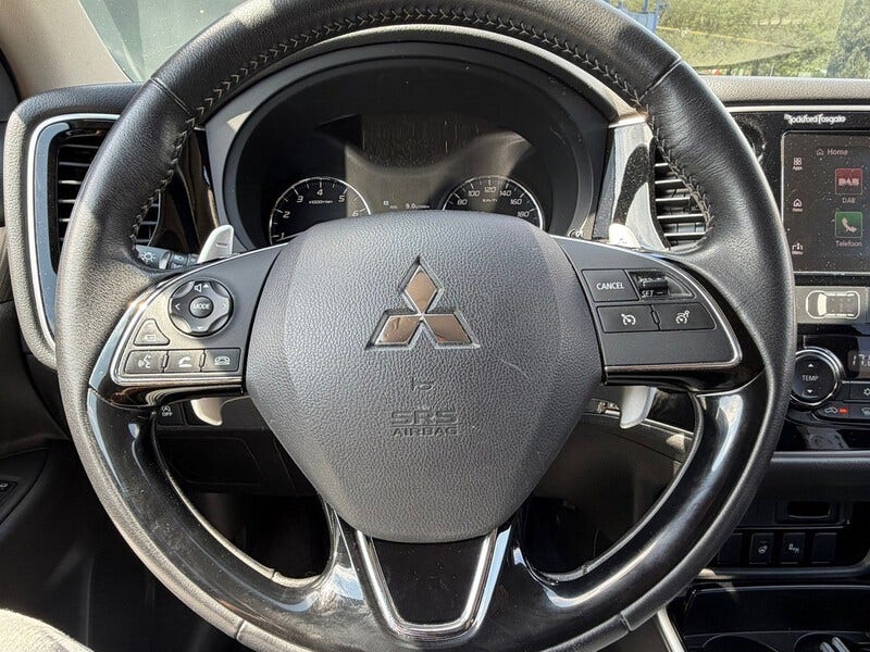 Mitsubishi Outlander (10)