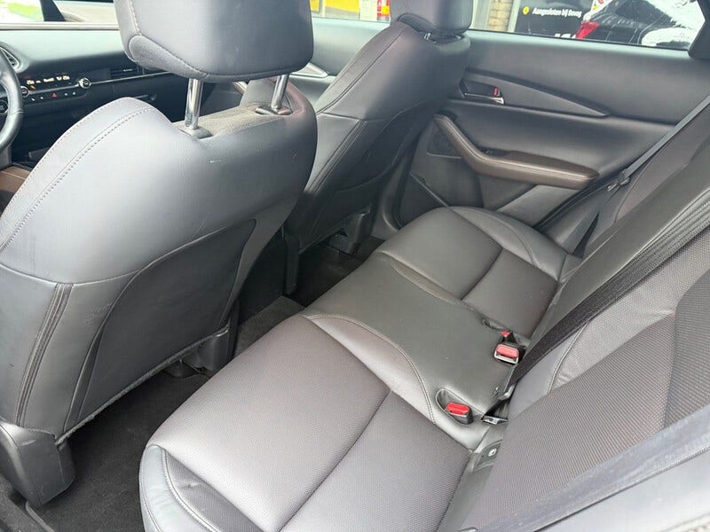 Mazda CX-30 (7)