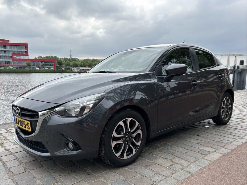 Mazda 2