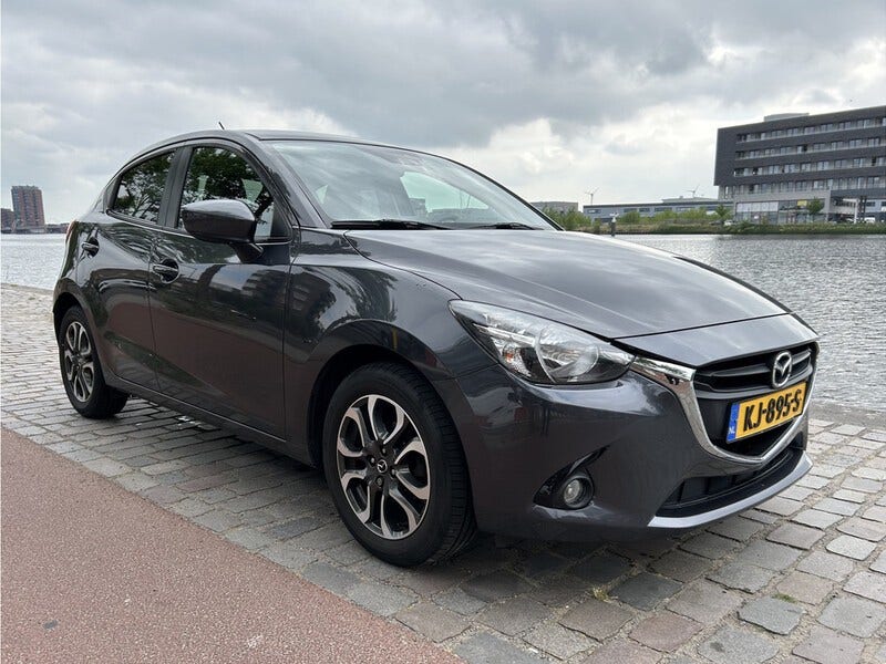 Mazda 2 (4)