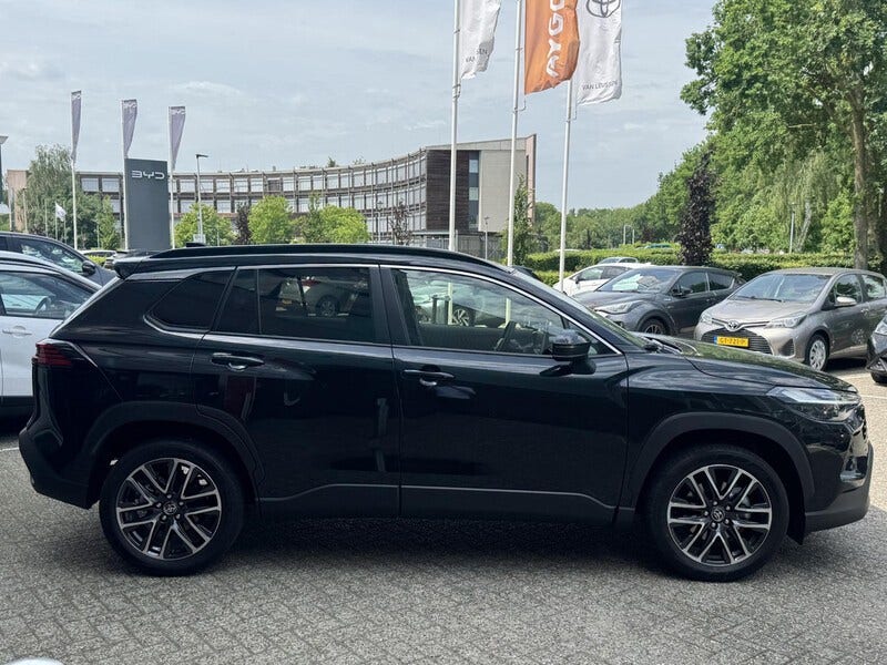 Toyota Corolla Cross (3)
