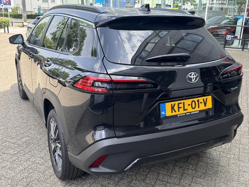 Toyota Corolla Cross (5)