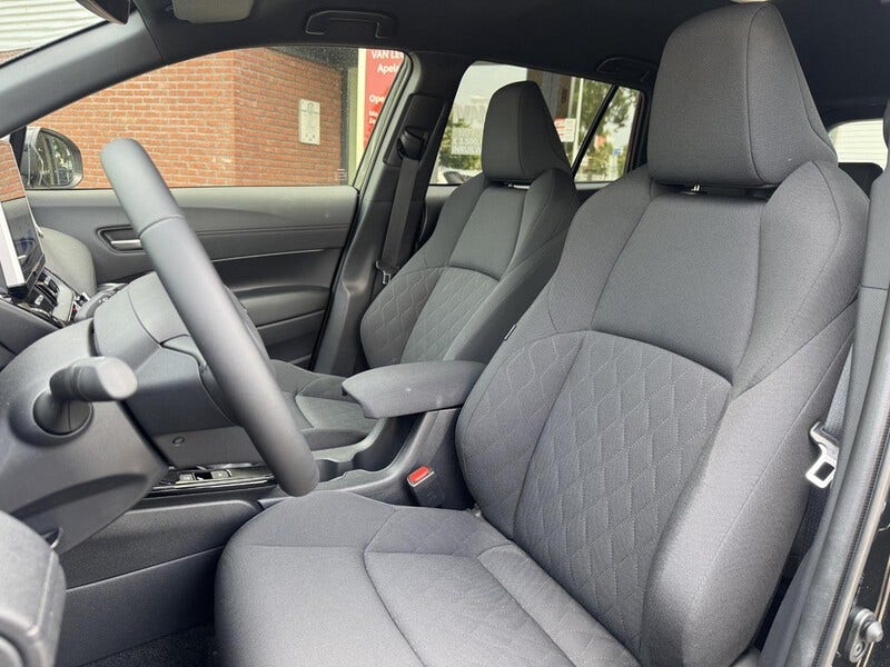 Toyota Corolla Cross (6)