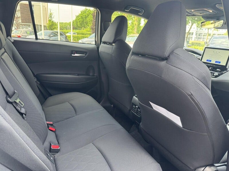 Toyota Corolla Cross (9)