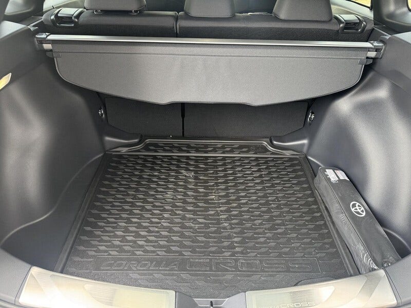 Toyota Corolla Cross (10)