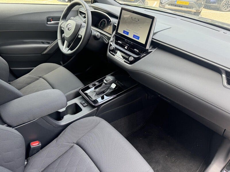 Toyota Corolla Cross (14)
