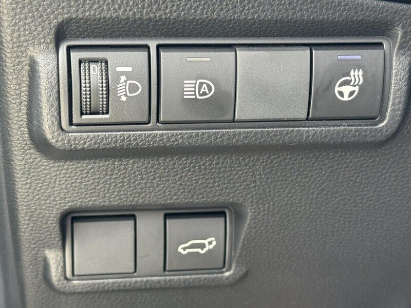 Toyota Corolla Cross (17)