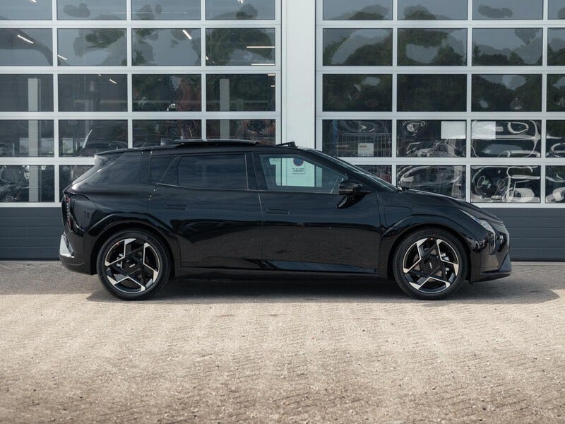 Kia EV4 (4)
