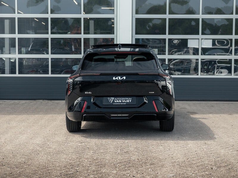 Kia EV4 (6)