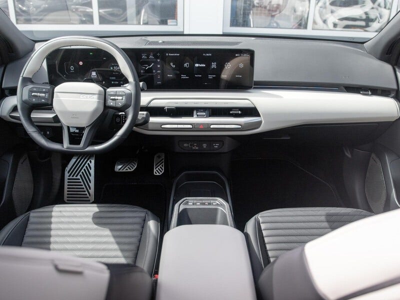 Kia EV4 (9)