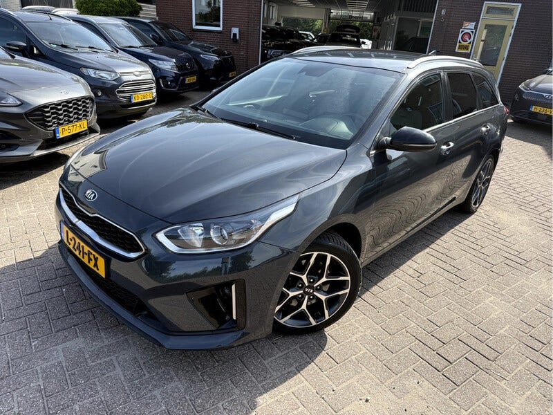 Kia Ceed Sportswagon (17)