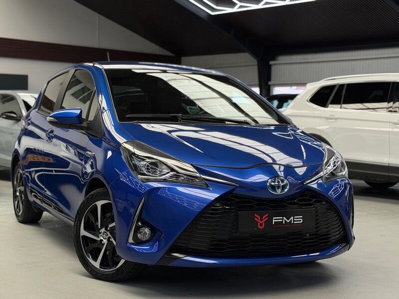 Toyota Yaris (2)