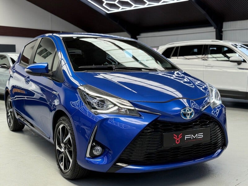 Toyota Yaris (7)