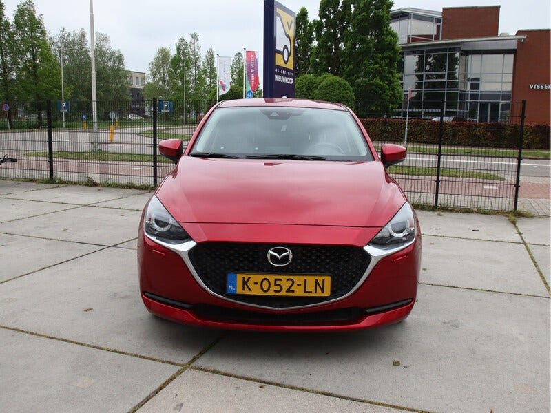 Mazda 2 (2)